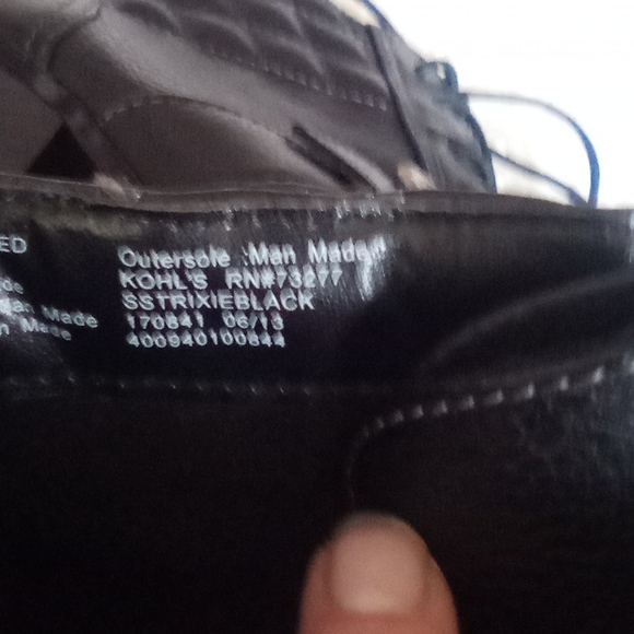 Soul sensibility. Stylish black boots. Size 8 and 1/2 medium. Never been worn. - Picture 10 of 10